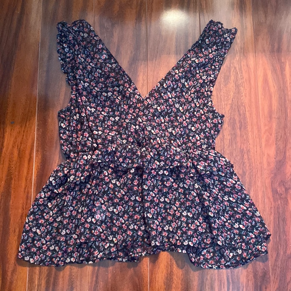 American Eagle Outfitters Floral Blouse/Tank Top